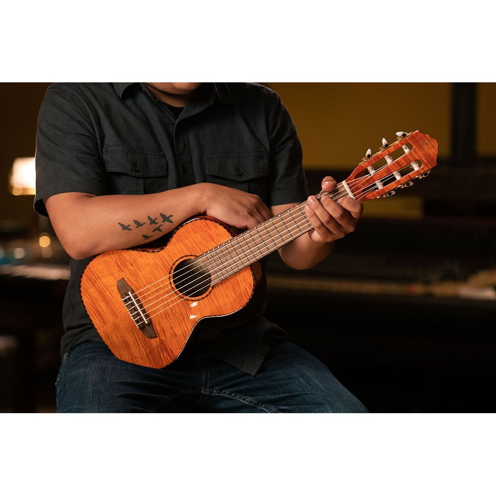 Mahogany Top/Body Ortega Guitars RGLE18FMH Guitarlele 1/8 Size Nylon 6-String Guitar with Pickup Gloss 