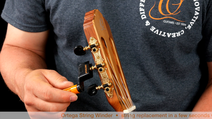 Standard String Winder Orange/Black video