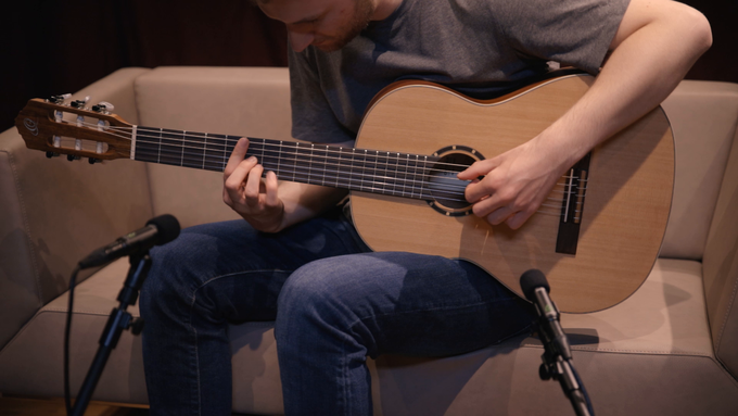Full Size Guitar Cedar/ Mahogany Natural video