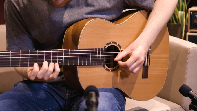 Full Size Guitar Cedar/ Mahogany Natural video