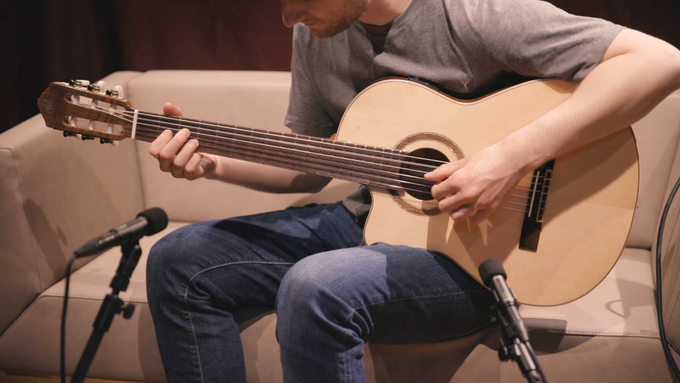 Full Size Guitar Solid Spruce/ Sapele Natural video