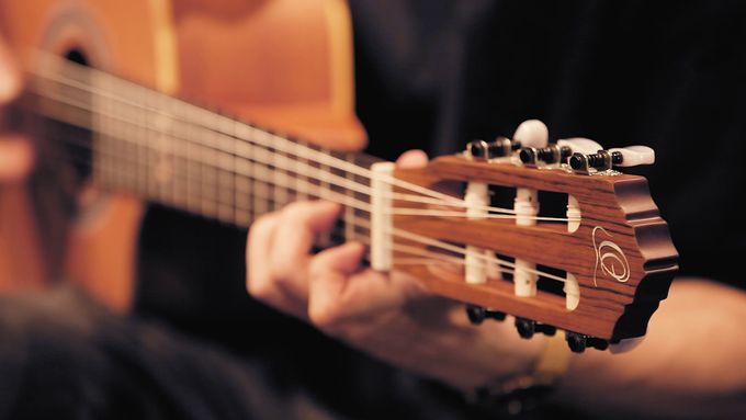 Requinto Size Guitar Cedar/ Sapele Natural video