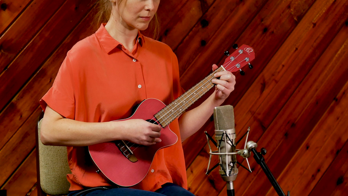 Concert Ukulele Okoume Ruby Raspberry video
