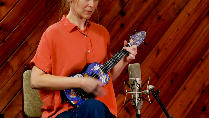 Soprano Ukulele Agathis/ ABS Spaceman Set video