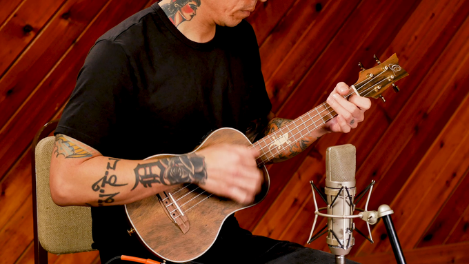 Tenor Ukulele Dao Natural video