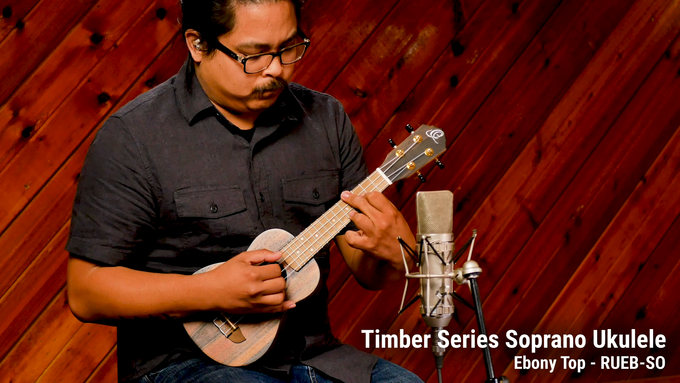 Soprano Ukulele Ebony Natural video