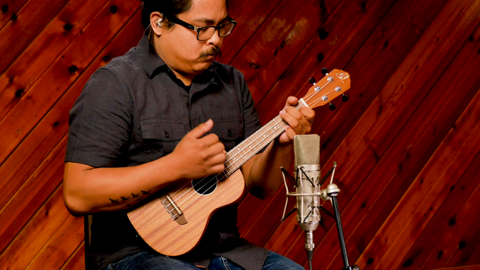Concert Ukulele Sapele Natural video