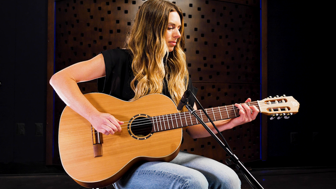 Full Size Guitar Cedar/ Mahogany Natural video
