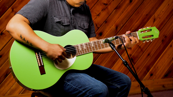 Full Size Guitar Agathis Green Apple video
